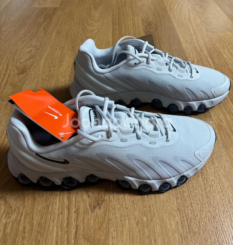 [275] 나이키 에어맥스 DN8 퓨어플래티넘 운동화--7