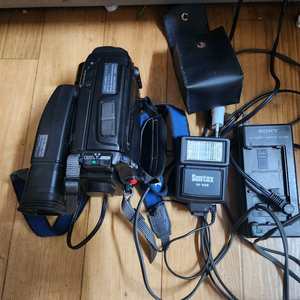 레트로 엔틱 SONY 캠코더 ccd-tr222 + Su