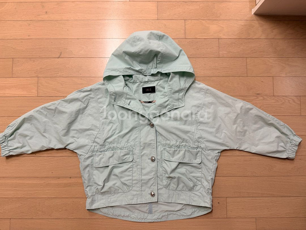 닥스키즈 버튼포인트 바람막이(140사이즈) 판매합니다--0