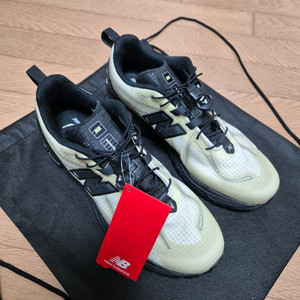 뉴발란스1960r(260) 피스타치오버터모렐