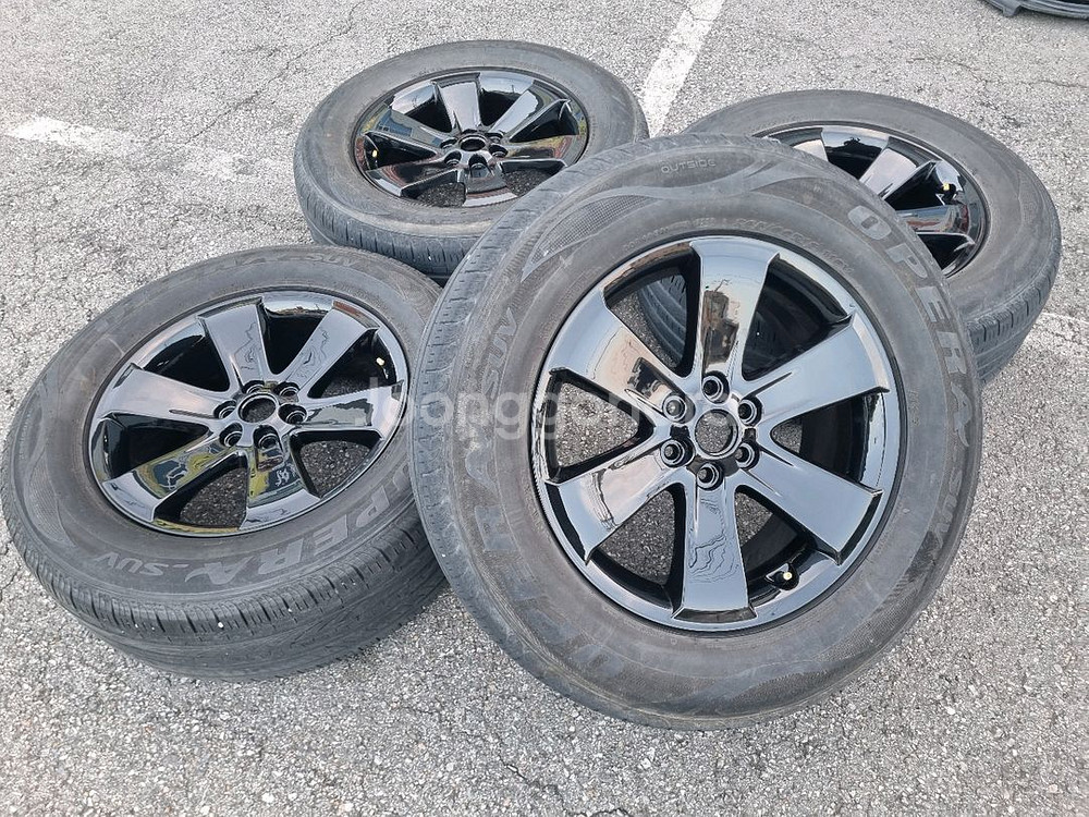 모하비 블랙유광 18인치 휠타이어 팝니다--0