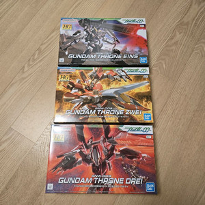 HG 건담 쓰로네 아인 + 츠바이 + 드라이 세트 일괄