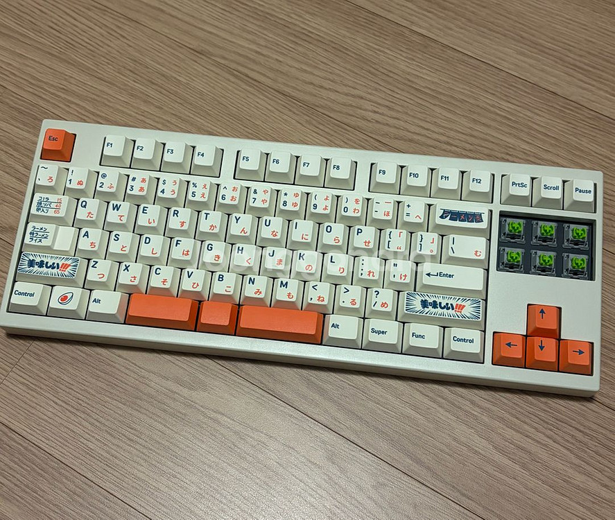 트랜지션라이트 8k 베어본 및 키캡 커스텀키보드--0