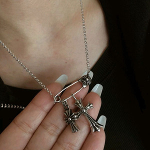 크롬하츠 더블 크로스 펜던트 목걸이