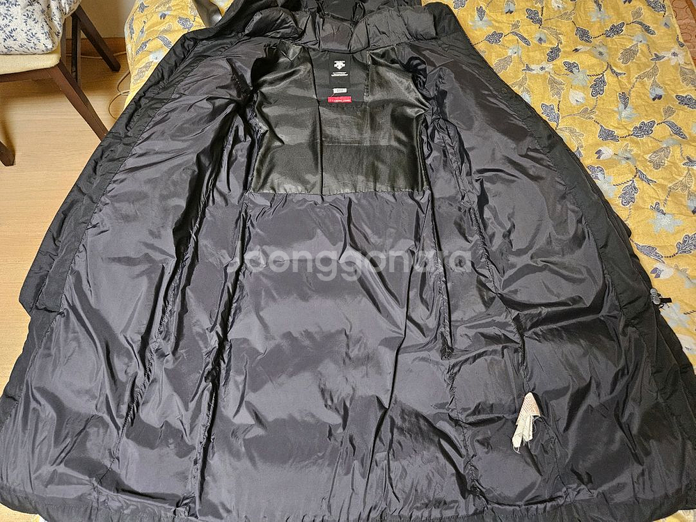 데상트 롱패딩 팔아요(85)--5