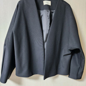 썸제이 SSUMJ 오픈자켓 라운드숄 울자켓 블랙