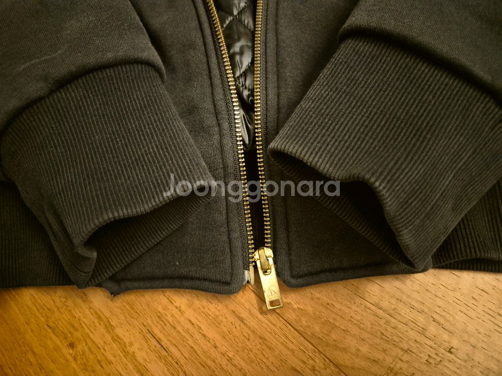 무스너클 21FW 버니스웨터 일체형 블랙 백화점정품 L--4