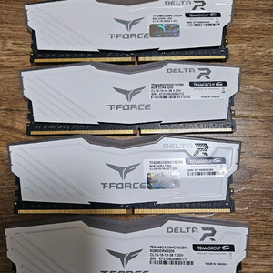 T-Force DDR4 3200 8GB x 4개