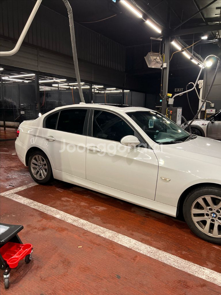 BMW 320i e90 m스포츠 07년식--4