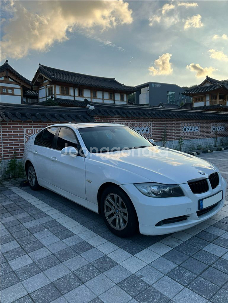BMW 320i e90 m스포츠 07년식--2