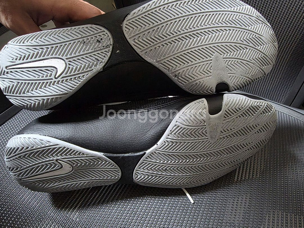 마초마이2 270 흰검 팔아요 2월 구매--2