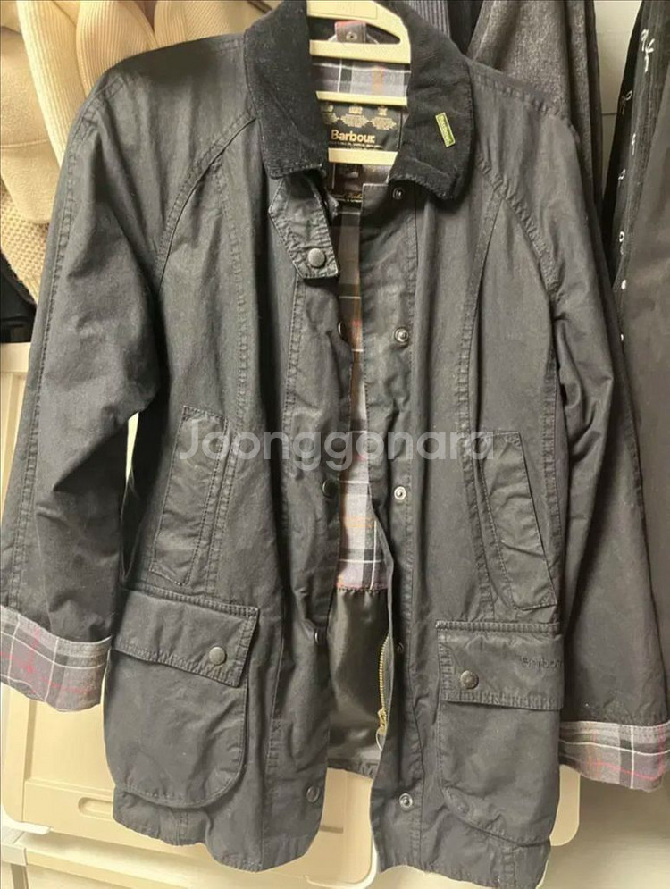 바버왁싱자켓 비데일 uk 4 여성용 블랙--0