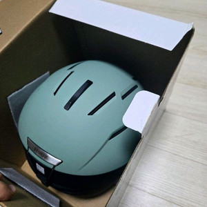 [새상품] Uvex Gravitate 스키 헬멧 L (