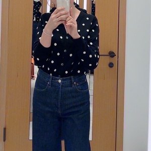 띠어리도트블랙가디건