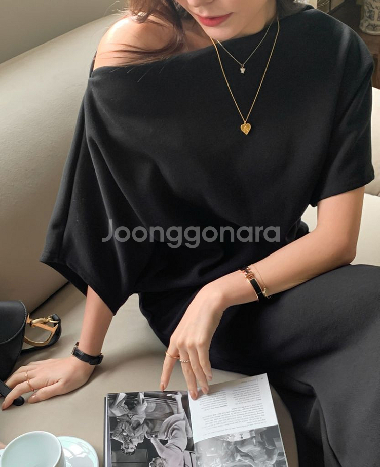 새상품)6만 가오리핏 티셔츠+머메이드 롱스커트 투피스--5