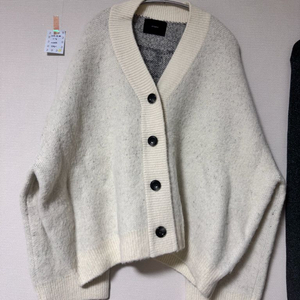 올라이츠 리슨드 가디건