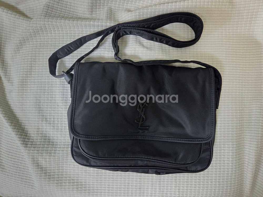 입생 니키 나일론 메신저백--0