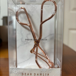 디어달리아 드림 래쉬 컬러 판매합니다.