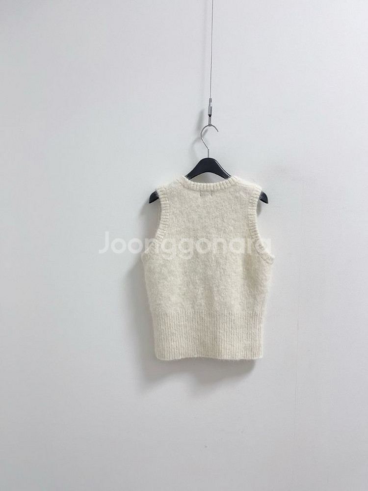 더바넷 알파카 니트 베스트--4