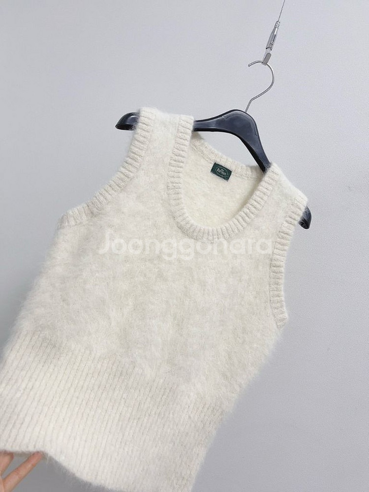 더바넷 알파카 니트 베스트--3