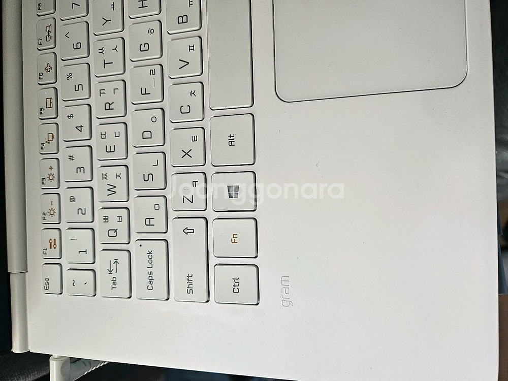 lg그램 14인치 i5 8세대 512gb 팝니다--4