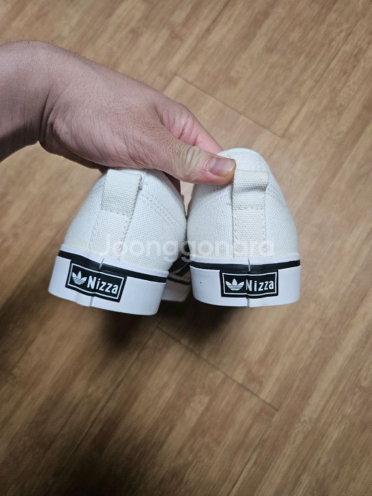 아디다스 니짜 로우 스니커즈 260 새상품--1