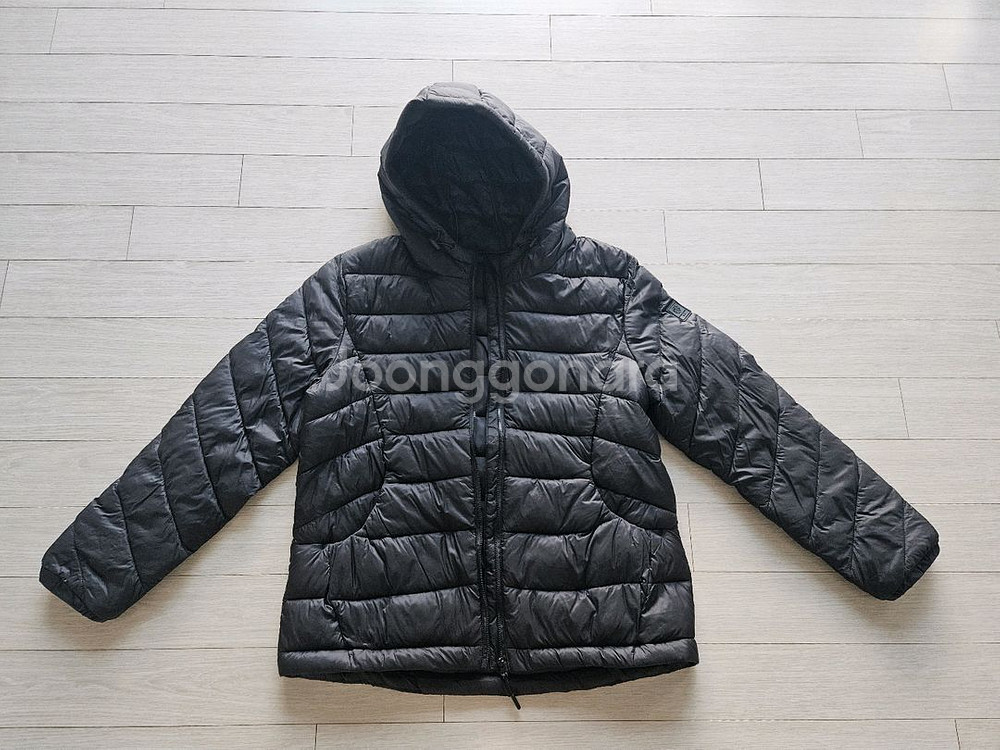 새상품)여성 소로나 경량패딩(택포1.1만)--1