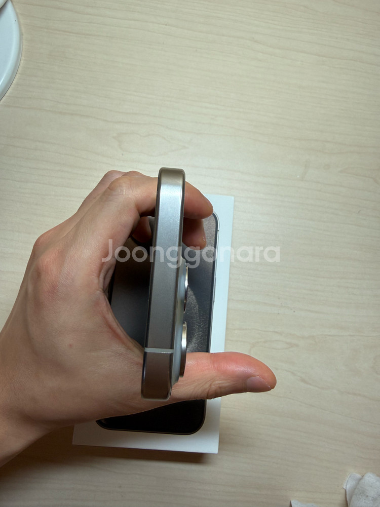 아이폰15프로 네츄럴 티타늄 256gb--9