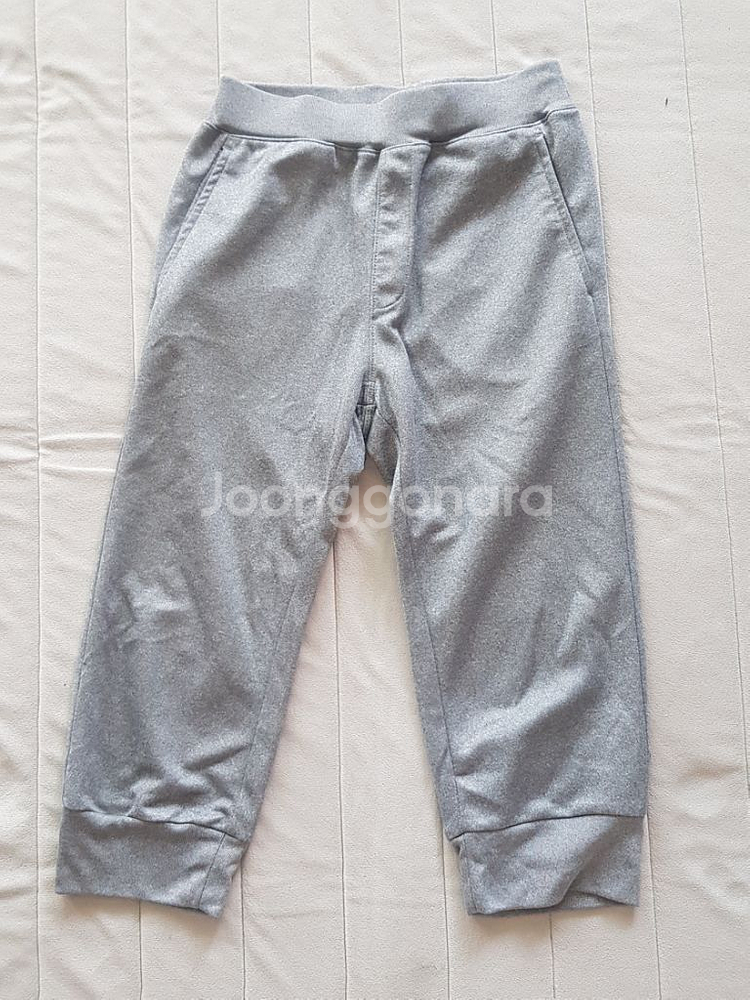 유니클로 키즈 7부바지 라지(140사이즈정도)거의 새옷--0