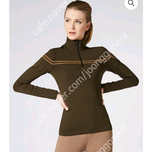 VESTRUM (베스트럼)하이테크 트레이닝탑.사이즈M