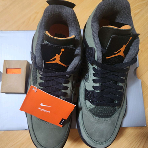 [260]조던 4 x 언디핏 레트로 OG SP 딥 그린