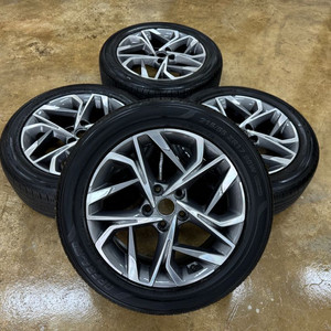 쏘나타dn8 17인치 순정휠타이어 팝니다