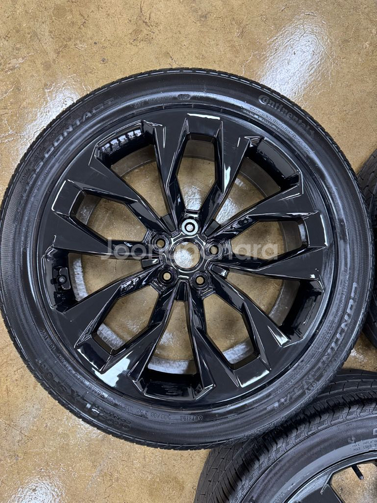 쏘렌토MQ4 20인치 순정휠타이어 팝니다--4