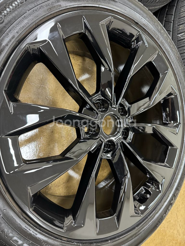 쏘렌토MQ4 20인치 순정휠타이어 팝니다--6