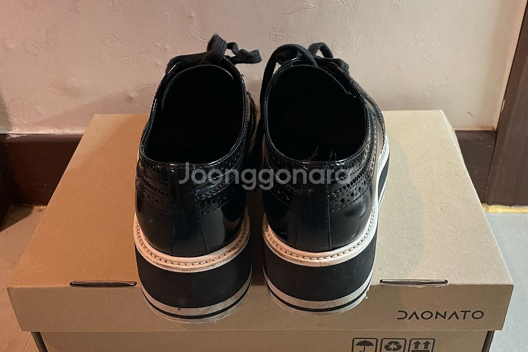 프라다 여성 로퍼 235--3