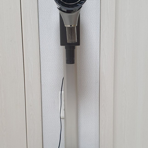 LG 코드제로 A9 무선 청소기 5만에 판매