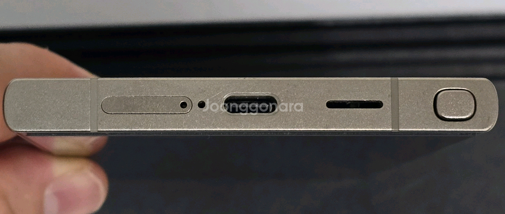 갤럭시 s24 울트라 티타늄그레이 512gb 팝니다--5