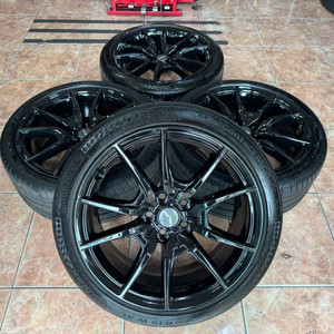 제네시스G70 19인치 순정휠타이어 팝니다