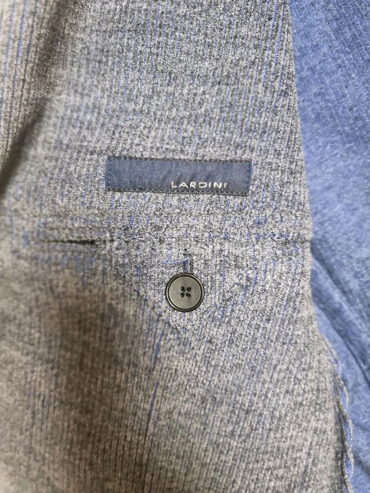 라르디니 자켓 it50사이즈 팝니다--4