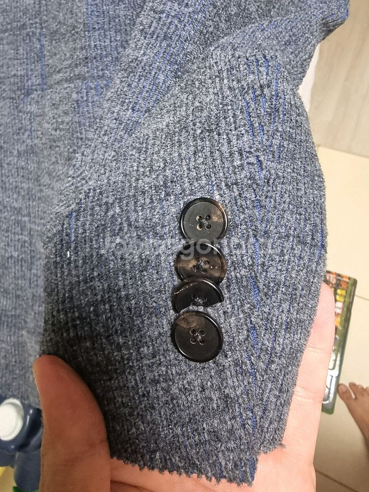 라르디니 자켓 it50사이즈 팝니다--6