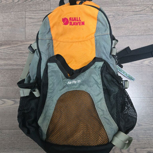 피엘라벤 등산가방 백팩 23L