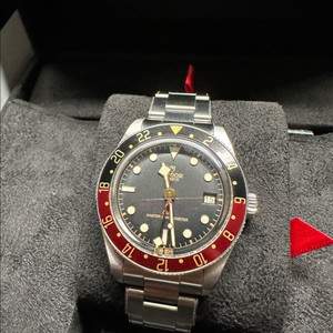 튜더 블랙베이 58 GMT 코크