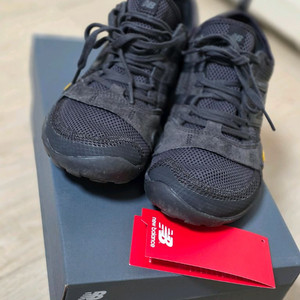 뉴발란스 미니머스 MT10O 블랙 260mm