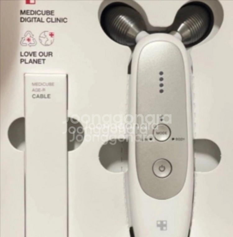 메디큐브 더마 ems 에이지알--1