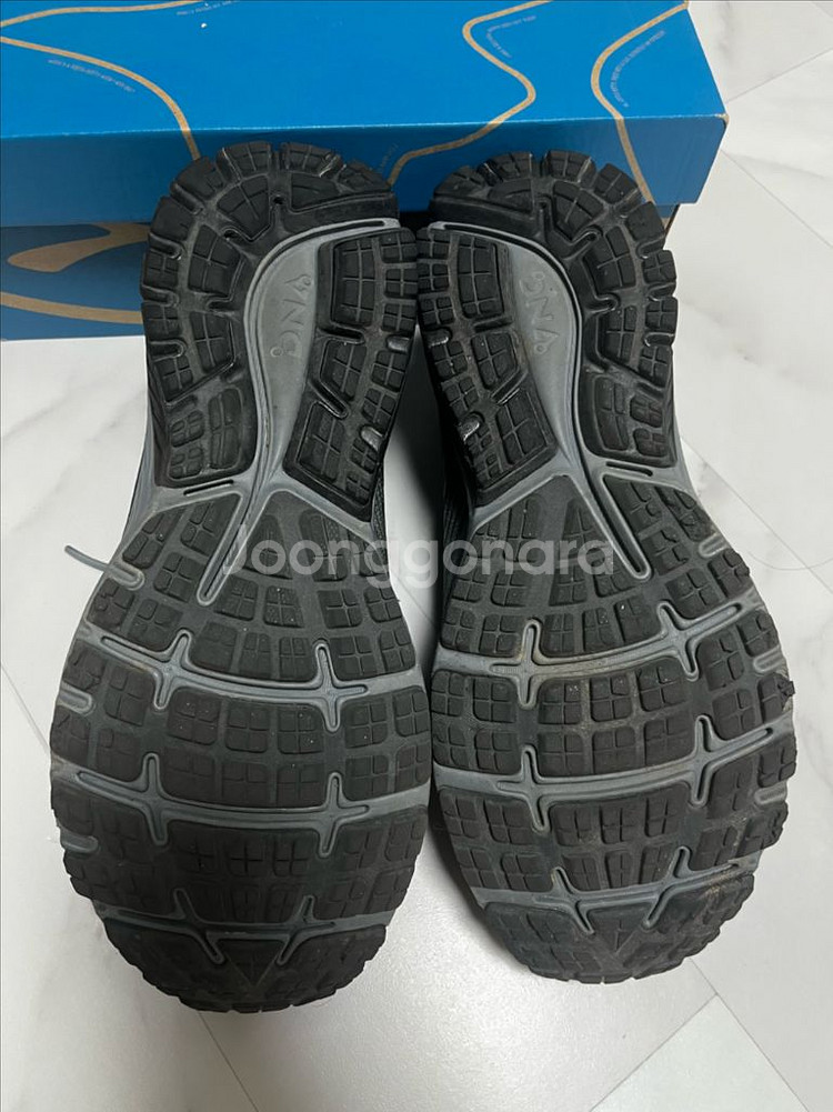 (우주매물)브룩스 고스트 10 런닝화 275--2