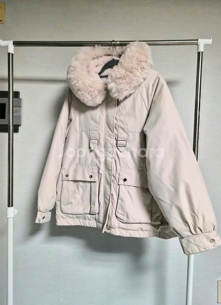 미착용 오버핏 아이보리 털 패딩 점퍼--0