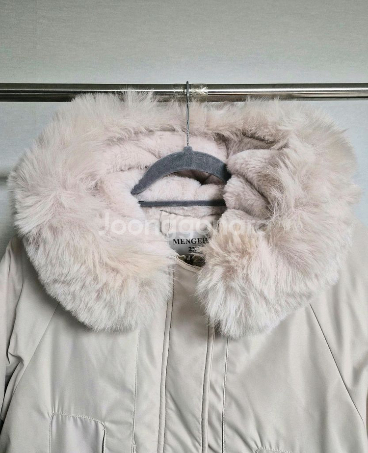 미착용 오버핏 아이보리 털 패딩 점퍼--2