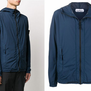 스톤아일랜드 스킨터치 후드집업 자켓 M사이즈 새상품