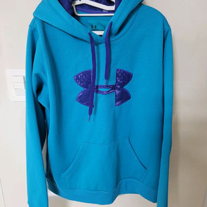 언더아머 기모 후드티 95사이즈 상태극상