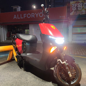 페라리 스타일 미니쿠듀얼울트라 48v48ah 전기스쿠터